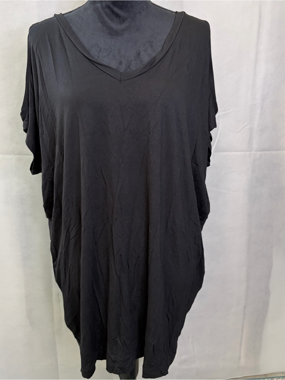Swimsuits For All Black V-Neck Tunic Swim Coverup With Cold Shoulders